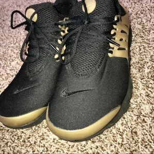MENS NIKE AIR PRESTO SIZE 9
